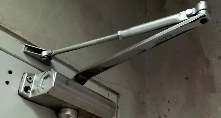 Door Closer Parallel Arm Installation in Fleming Island, FL